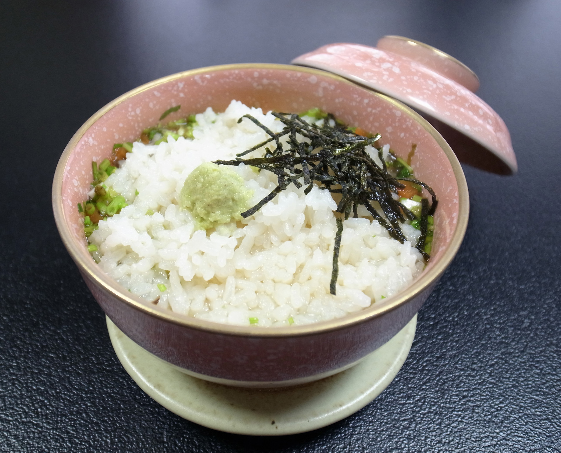 うずめ飯 （あおき寿司）